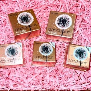 ❄️MASSIVE SALE $$ FIRM❄️ 🆕✨ FULL SIZE Dandelion Twinkle Powder Highlighter
